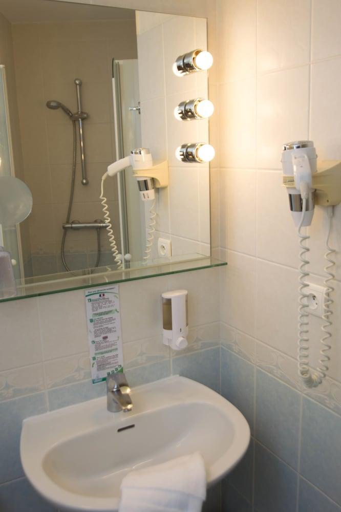 אנז'ה Hotel De Champagne מראה חיצוני תמונה